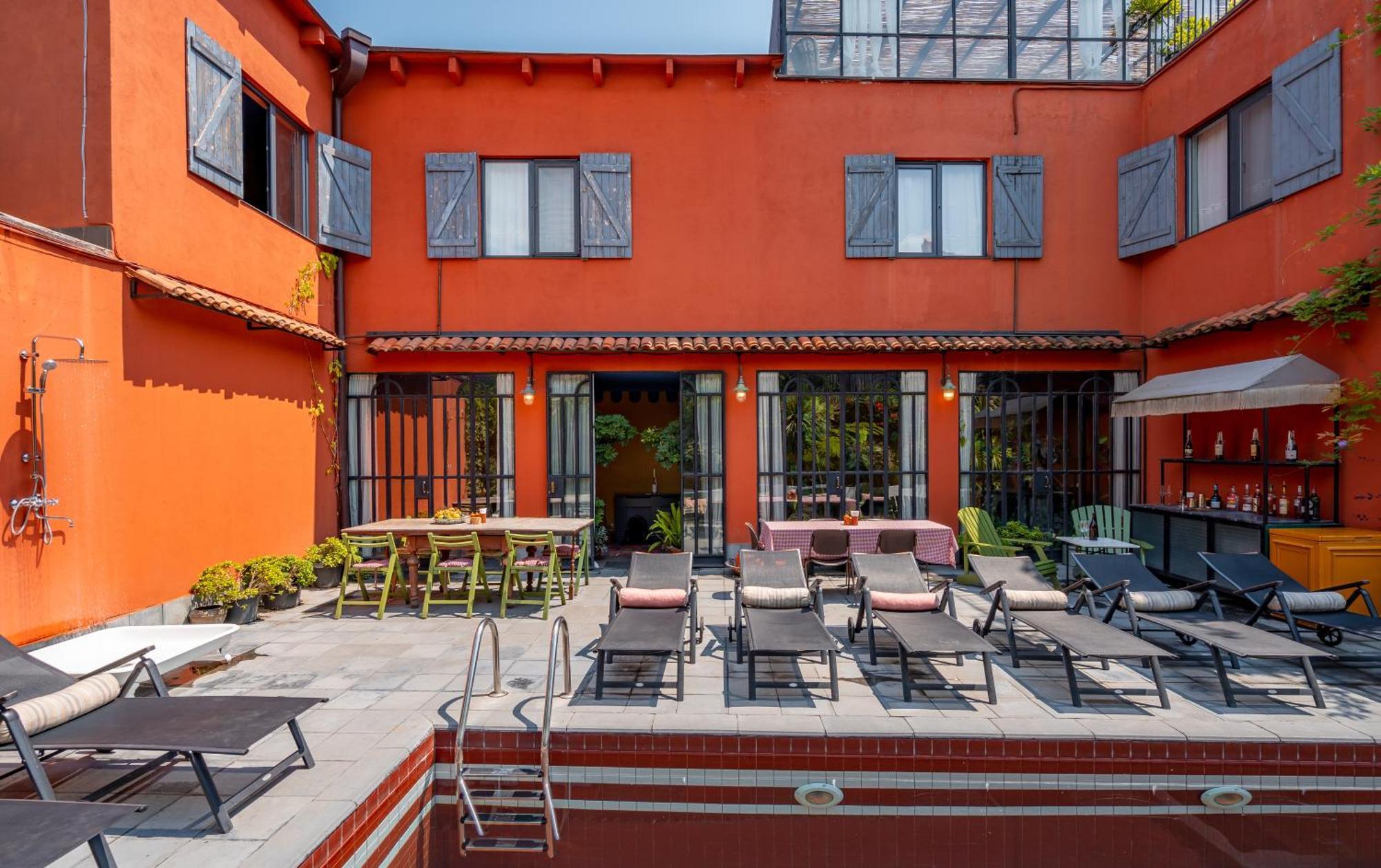 Communal Hotel Телави Экстерьер фото