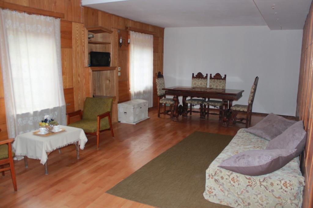 Communal Hotel Телави Экстерьер фото